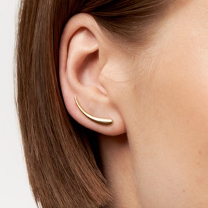 Silver Ear Climber Minimalist Earrings Crescent Moon Sterling Shine Ear Cuff Earrings Modern Jewelry Gift 14K Ear Wrap FES007 zdjęcie 4