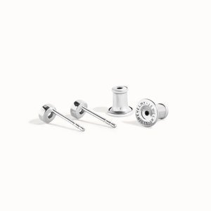 Boucles d'oreilles à tige CZ vert émeraude Boucles d'oreilles avec pierre de naissance de mai Petites boucles d'oreilles minimalistes de 3 mm Boucles d'oreilles à lunette simple en or argenté CST016 image 7