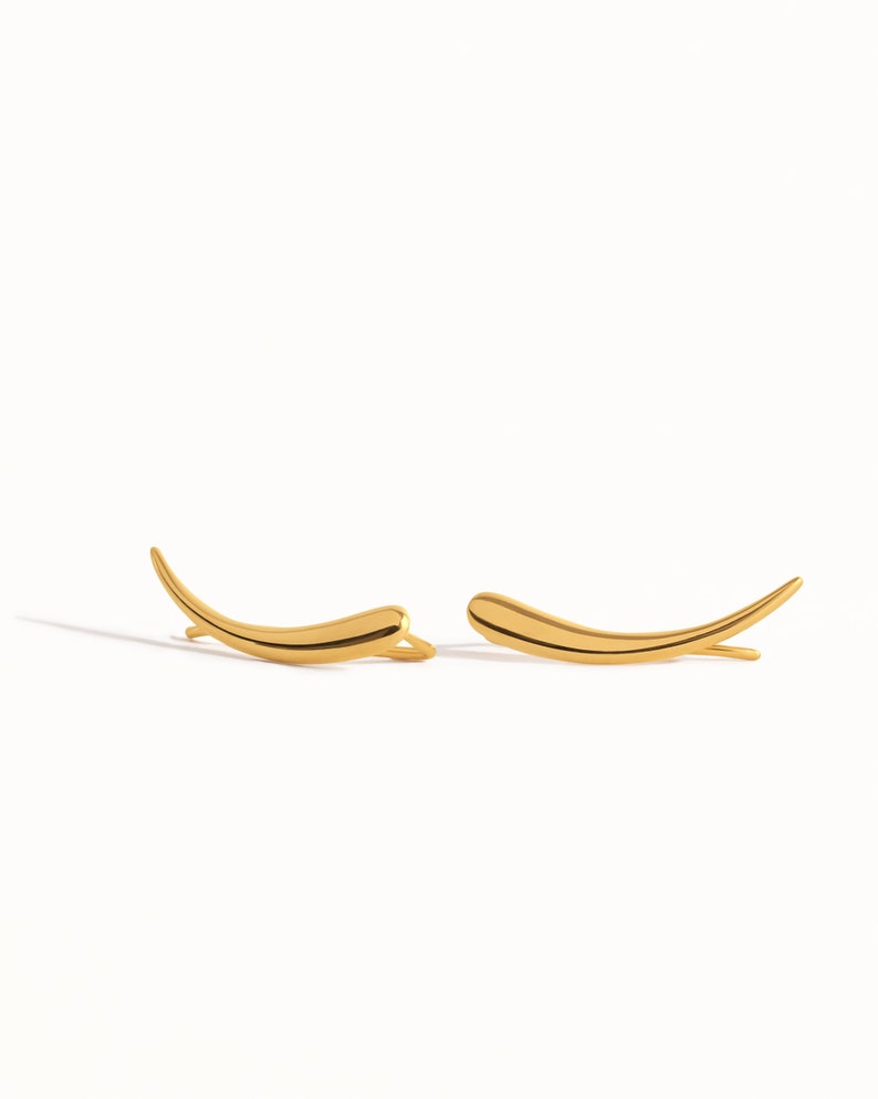 Boucles d'oreilles en argent sterling minimaliste en forme de grimpeur d'oreilles, croissant de lune, bijoux célestes, veste d'oreille, bijoux modernes FES007 Yellow Gold Shiny