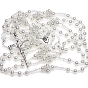 Pearl Wedding Lasso, Wedding Lasso with Pearl and Crystal, Silver Cross, Wedding Lasso Rosary, Catholic Wedding Tradition LA JC 607 image 1