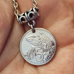 New-Zealand Tuatara Lizard Reptile Silver tone 3/4 inch 5 cents coin pendant 1967-2003, choose year
