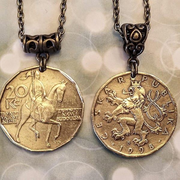 Collar colgante de moneda de latón de San Wenceslao de 20 coronas de Checoslovaquia (1993-2023, elige el año)