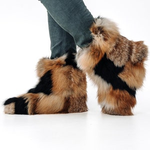 Home Boots vossenbont – rode en zwarte indoorpantoffels van echt bont voor heren, dames en kinderen | Handgemaakte winterslofjes