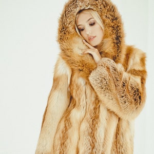Red Fox Fur Coat Women Hodded Long Winter Coats Fur Jacket Womens ...