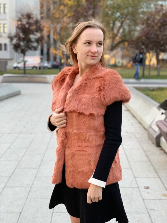 Ladies black fur hot sale gilet