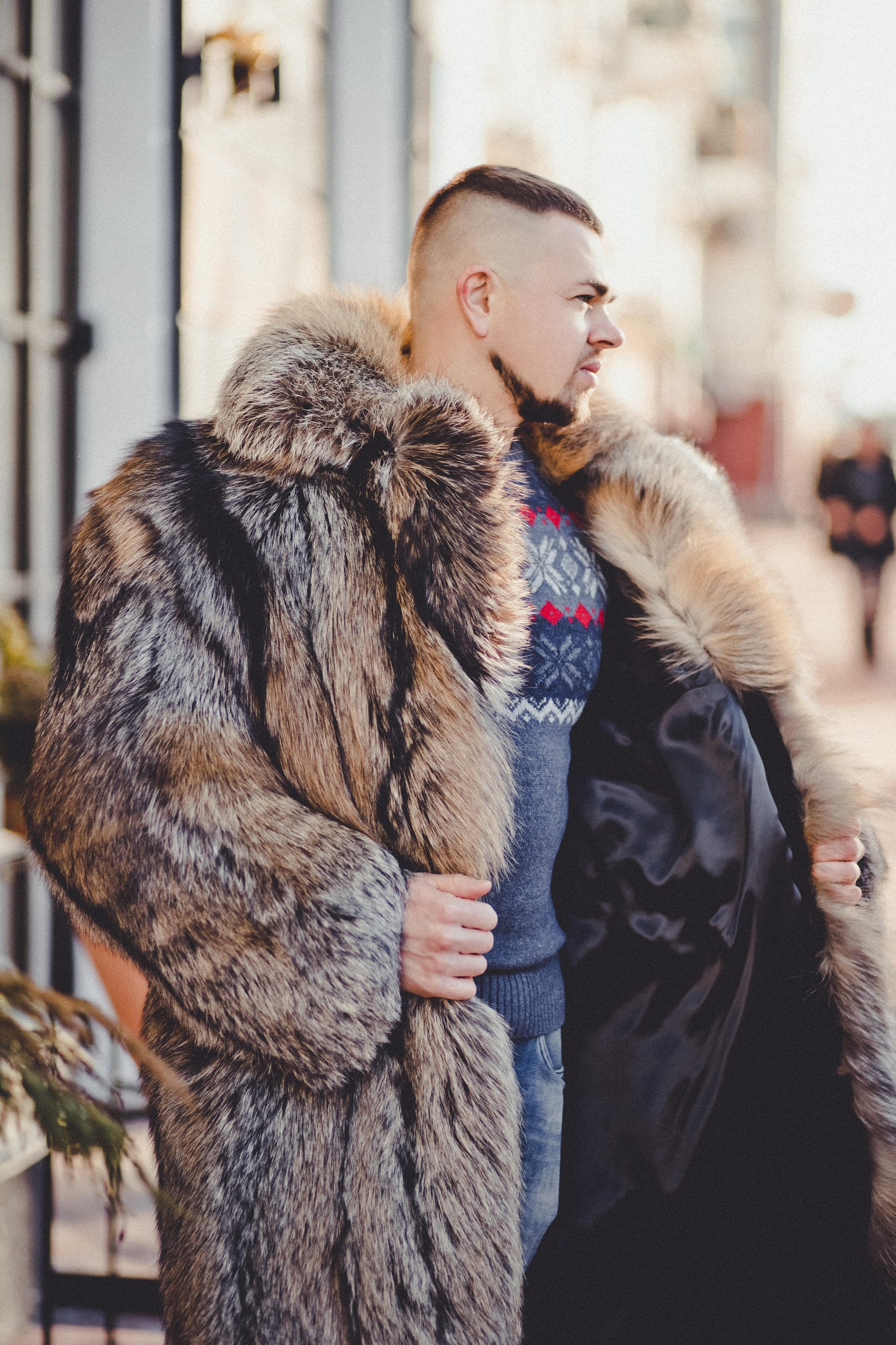 Mid Length Red Fox Fur Coat for Men