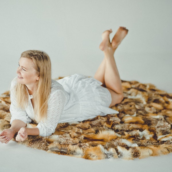 Red Fox Fur Round Carpet -  Fox Fur Rug - Furry Rugs - Living Room  Decor
