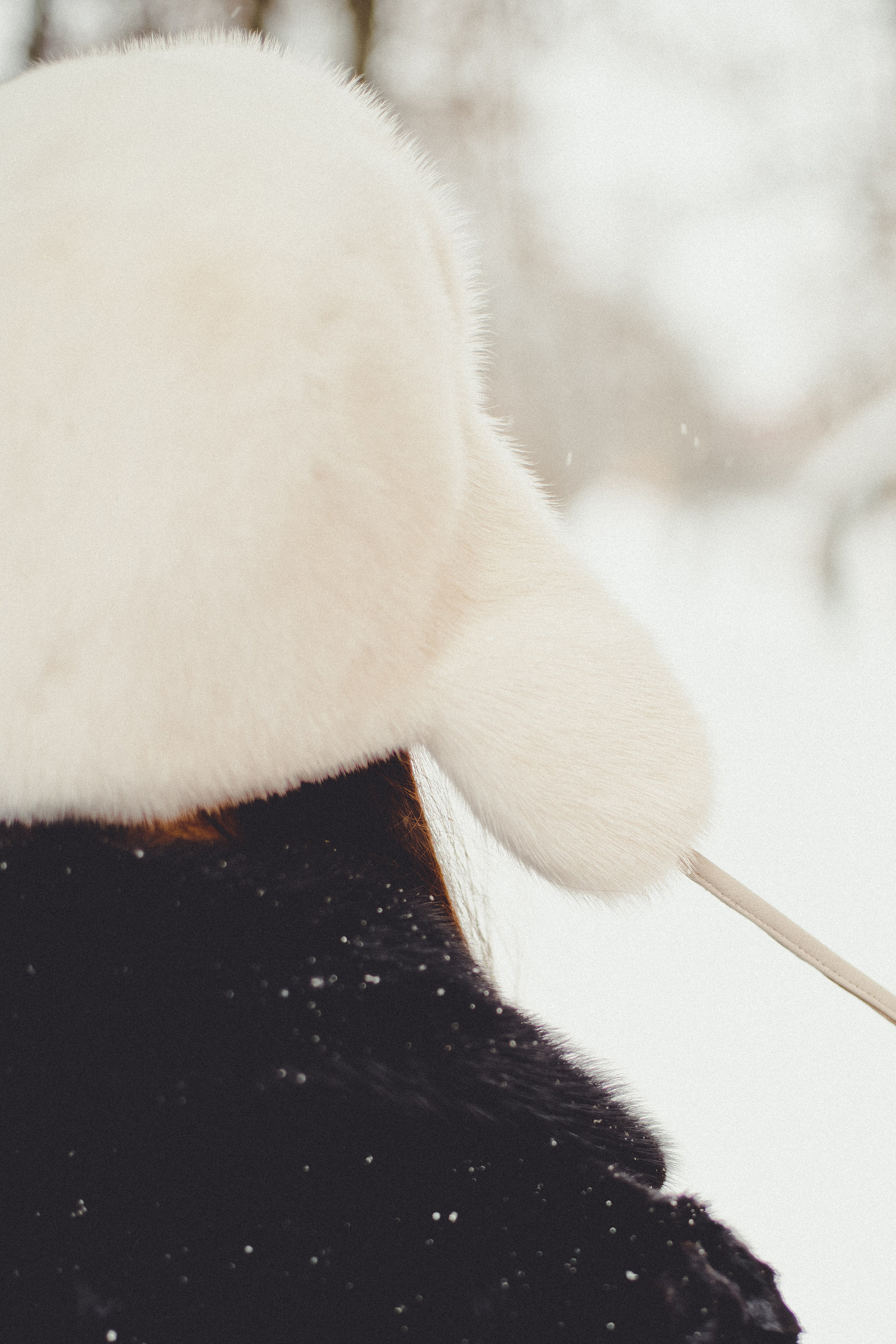 Swiss White Mink Fur Hat • Luxury Winter Fur Cap • St. Moritz / Aspen Style St. Moritz Hat Timber Wolf - Newport main image 2