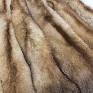 Wolf Fur Pelt Fabric Shoulder Armour Viking Wedding Halloween Costume for Women Dire Wolves Game of Throne Gifts Alternative Clothing Outfit