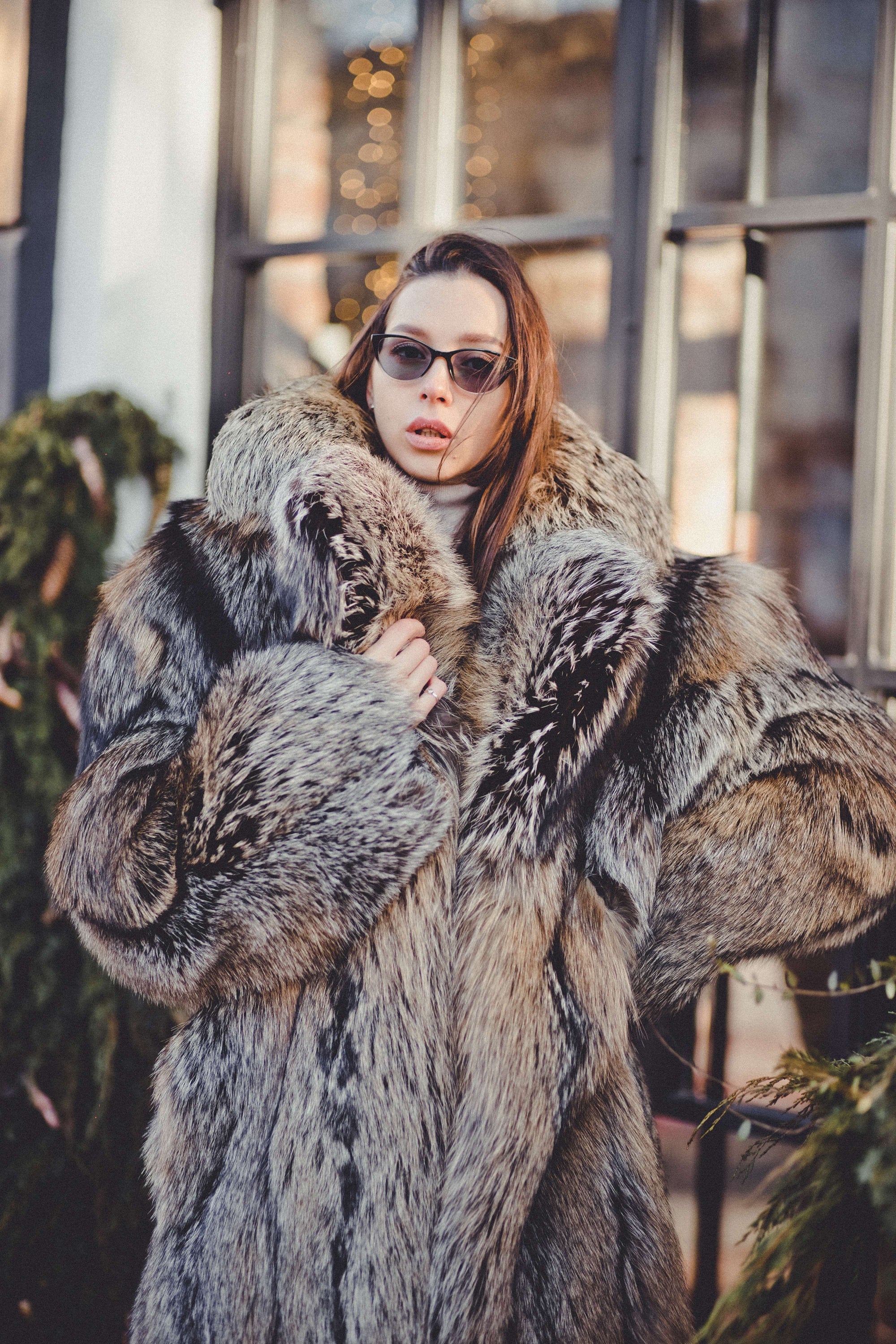 レディース シルバークロスフォックスファーコート｜ロング丈オーバー