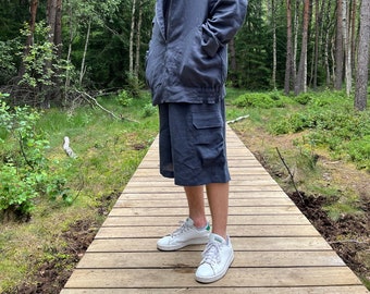 Men's Graphite Gray Linen Cargo Shorts: Baggy Capri Style