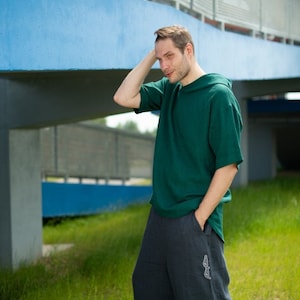 Emerald Green linen hoodie, Men Women Green Summer hoodie shirt, Flax t-shirt, Beach Linen short sleeve hoodie, Oversize hood