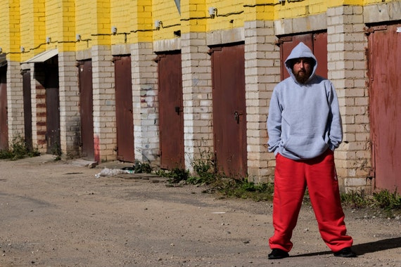 Red Unisex Sweatpants, Baggy Red Pants, Casual Cotton Red Unisex Sweatpants, Baggy Red Pants, Casual Cotton