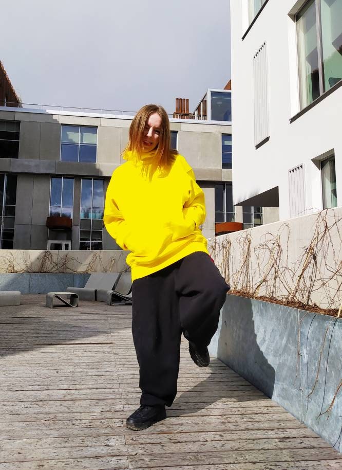 スウェット・トレーナー ALYX Fluo Yellow Cotton Oversize Sweatshirt Alyx Unisex Fluo Yellow Cotton Oversize Sweatshirt | ModeSens
