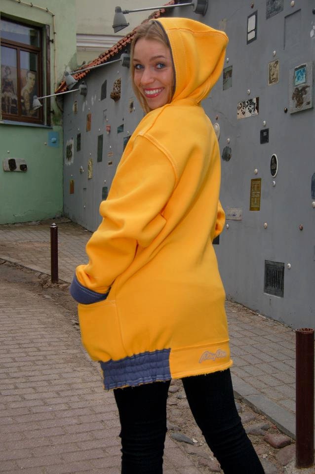 Tostalgic sweatshirt yellow トレーナー il_fullxfull.804419393_mkac.jpg