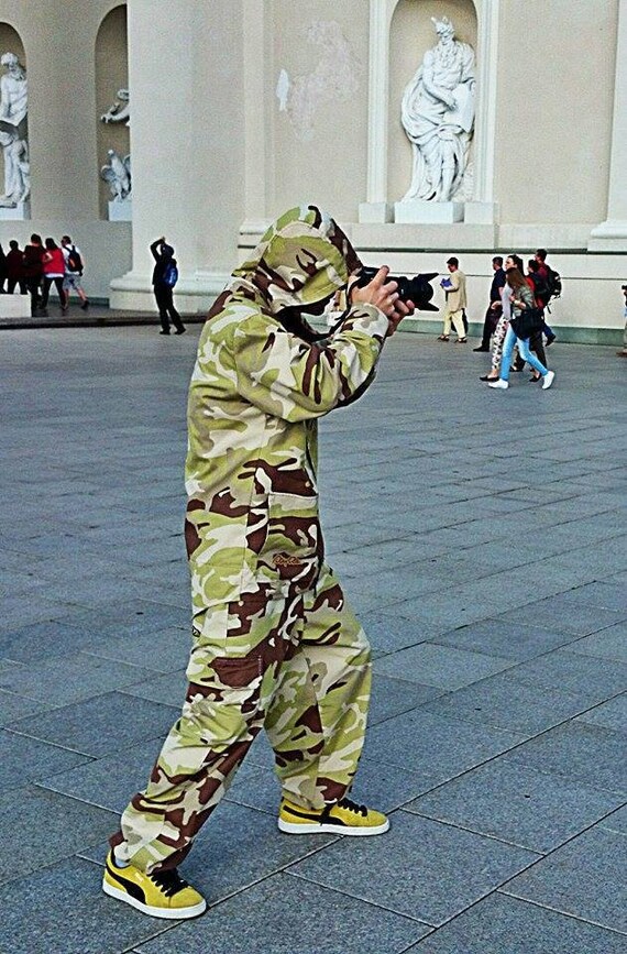 camo baggy trousers