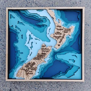 Kwadratowa cyfrowa mapa 3D Nowej Zelandii, panel 6-warstwowy, plik cięty laserowo, mapa 3D Nowej Zelandii z drewna, cyfrowa mapa Nowej Zelandii, Bonus: panel-zegar