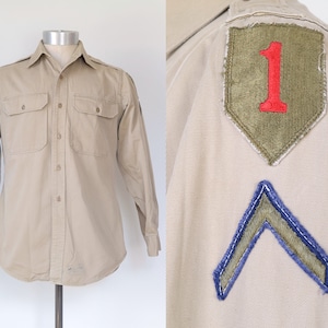 Vintage 1940s || &#39;The Fighting First&#39; || WWII- or Occupation-Era US Army Cotton Khaki Summer Shirt || Small