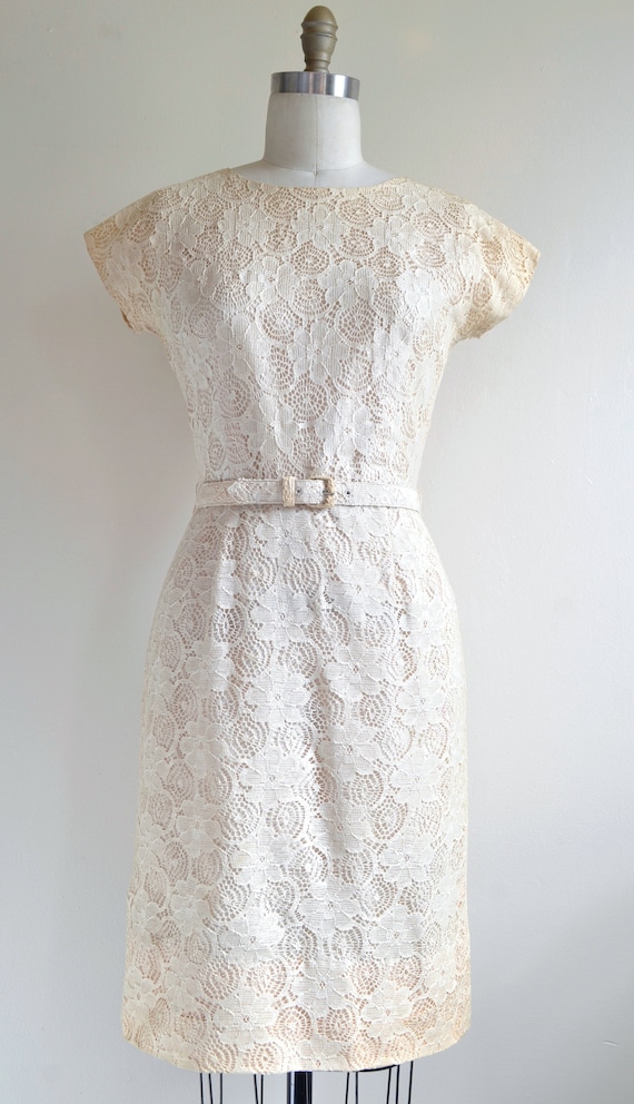 Vintage 1950s-60s || 'Sweet Briar' || Cream-Color… - image 2