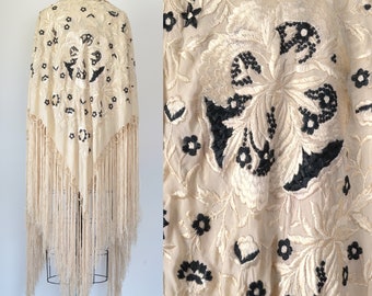 Antique 1920s-30s || 'Starlet' || Cream-and-Black Silk Piano Shawl with Floral Embroidery || Free Size