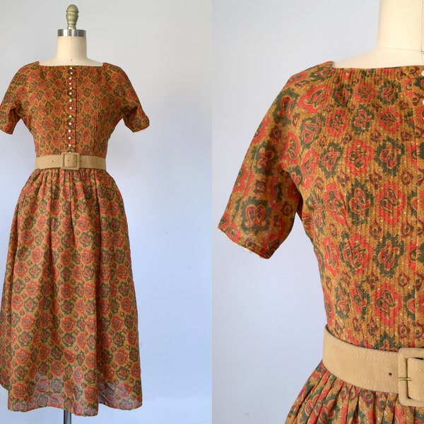 Vintage 1960s || 'Pay It Forward' || Earthy Paisley Dress with Square Neckline and Pintuck Pleated Bodice || Small