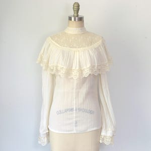 Vintage 1970s || &#39;Hanging Rock&#39; || Edwardian-Inspired Gunne Sax Blouse || Medium