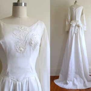 Vintage 1950s-60s || &#39;Augusta&#39; || White Bridal Gown with Asymmetrical Neckline, Beaded Floral Embroidery, and Detachable Train || Small