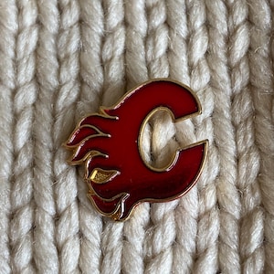 Vintage 1980s Calgary Flames Straight Back Enamel Pin