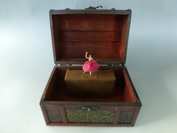 Vintage Swiss Reuge Dancing Ballerina Musical Jewelry Box Automaton Fully Serviced Works Beautifully Vintage Swiss Reuge Dancing Ballerina Musical Jewelry Box Automaton Fully Serviced Works Beautifully