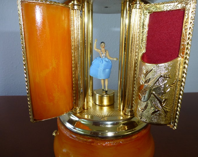 Vintage Swiss Reuge Dancing Ballerina Music Box Carousel Cigarette