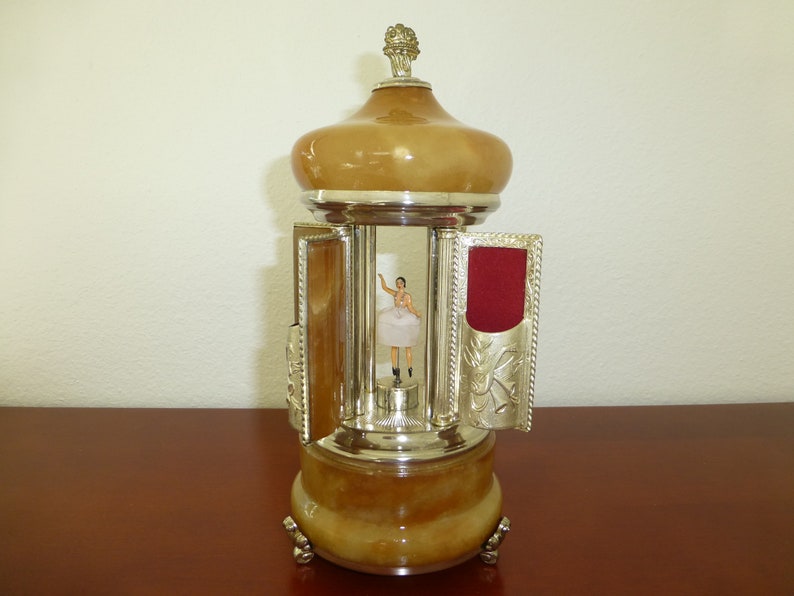 Vintage Swiss Reuge Dancing Ballerina Music Box Carousel Cigarette