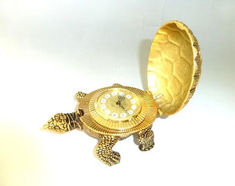 Vintage Swiss Looping Gold Tone Metal Turtle Tortoise Ornament 8 Day Alarm Clock  ( Watch The Video )
