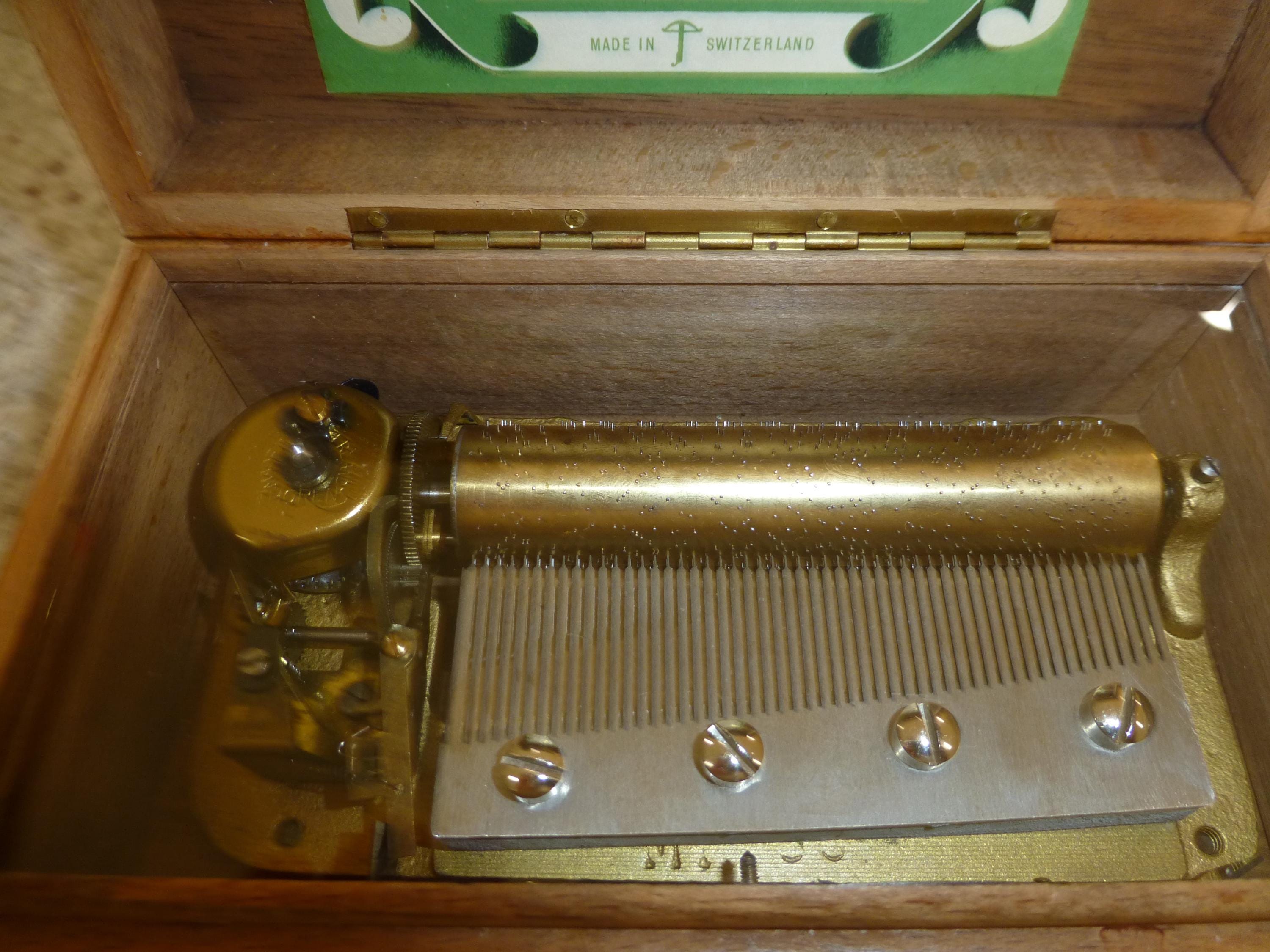 ヴィンテージ スイス製 Thorens Pre Reuge オルゴール 50 キー 3 曲