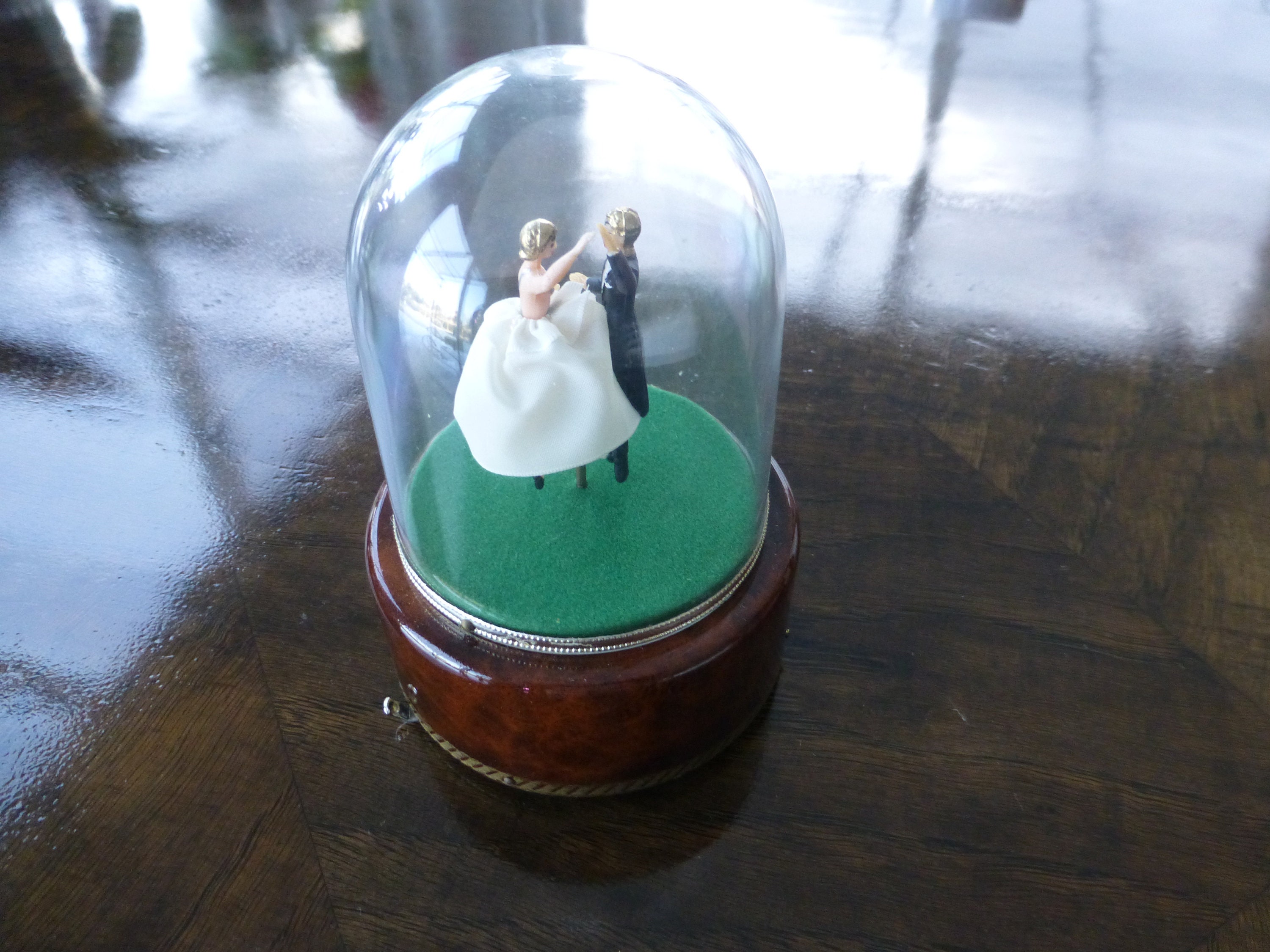 【 希少 】REUGE ダンシングカップルオルゴール付き ジュエリーボックス Reuge dancing couple music box - Etsy 日本