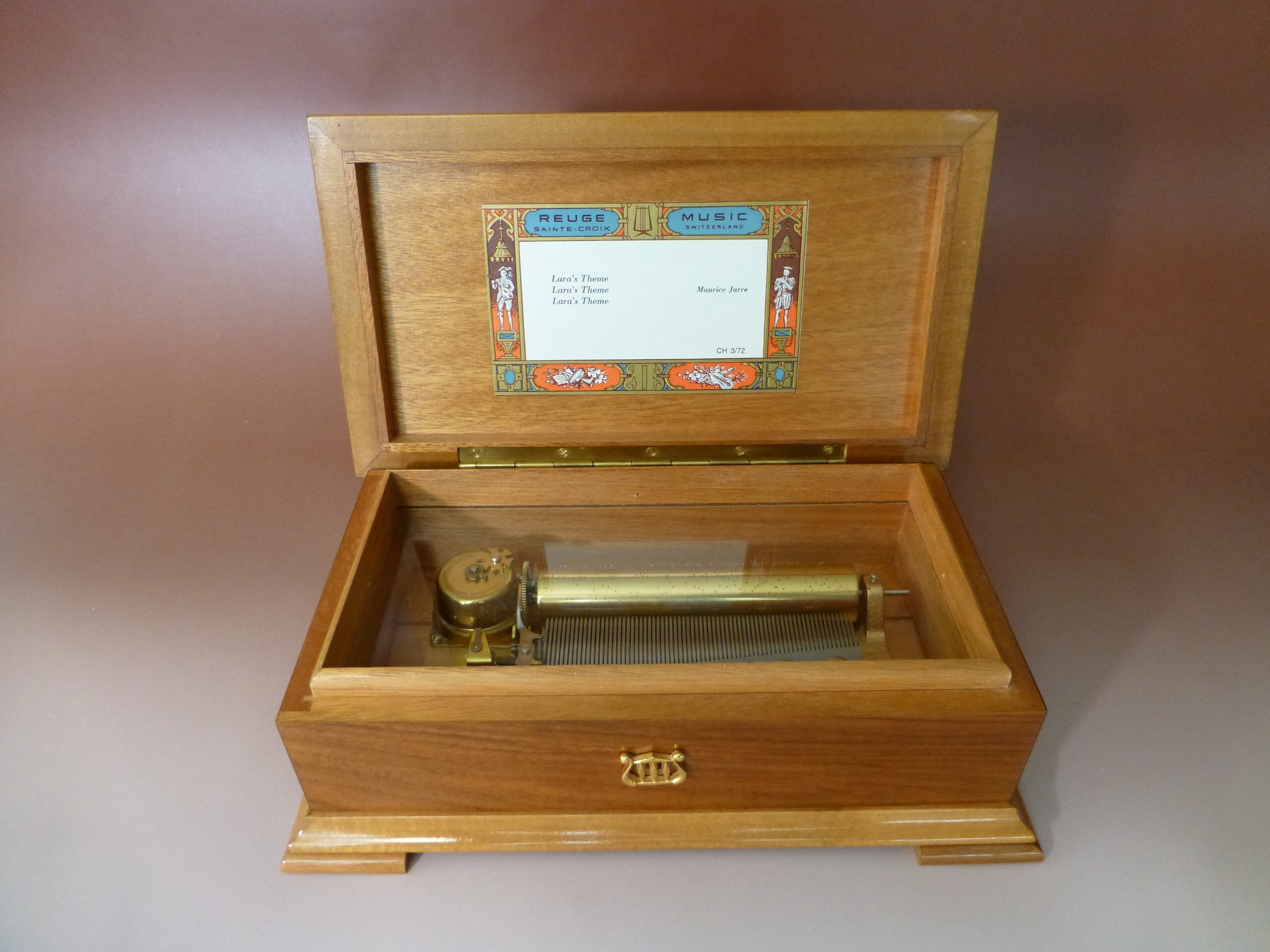 Vintage Swiss Reuge Music Box 72 Key Plays 3 Part Song of Lara's