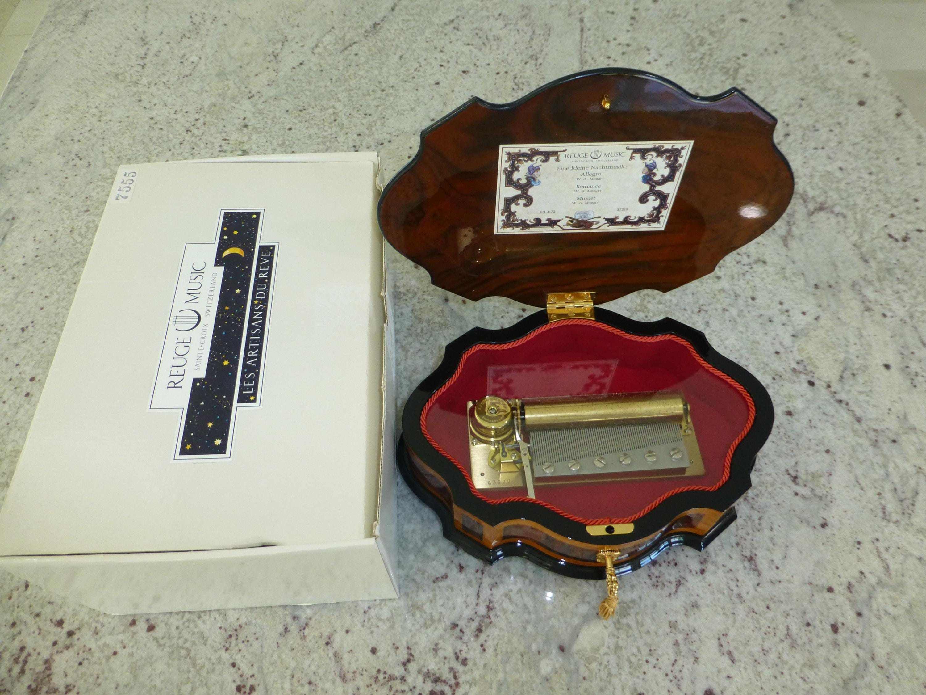 Vintage Swiss Reuge Music Box W.A. Mozart CH 3/72 (watch the Video