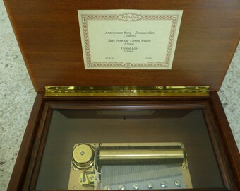 ヴィンテージ スイス リュージュ オルゴール: 72 キー ロマンス