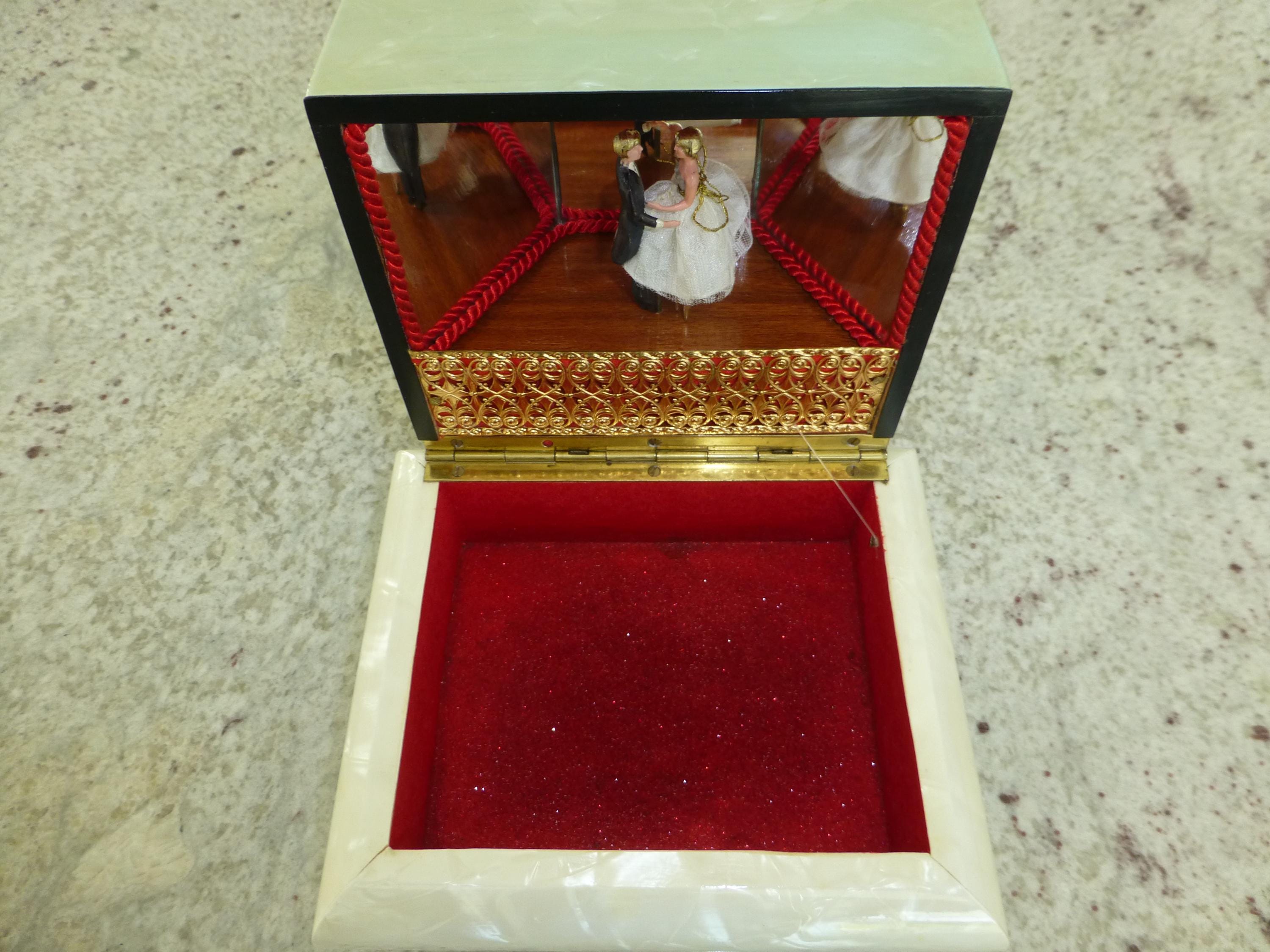 【 希少 】REUGE ダンシングカップルオルゴール付き ジュエリーボックス Reuge dancing couple music box - Etsy 日本