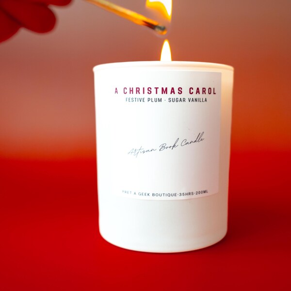 A Christmas Carol Candle · Boekkaars · Feestelijke pruimensojawas · Kousvuller