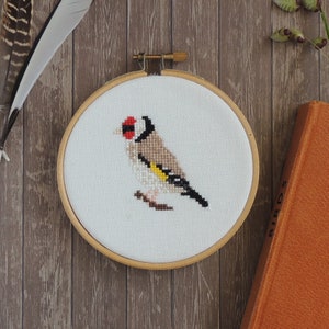 Cross stitch bird. Goldfinch cross stitch pattern. Cross stitch goldfinch. Goldfinch pattern. PDF instant download. Bird pattern. Bird chart