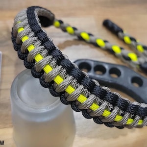 Bow Wrist Sling - Cobra with Backbone Weave - Archery - Paracord - You Pick Colors!