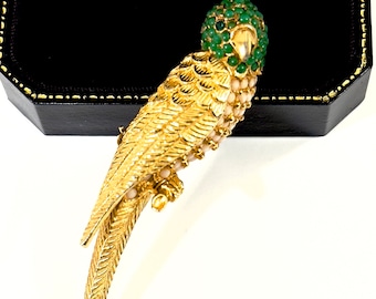 Vintage DeNicola Bird Brooch, Gold Plated Metal Carved Feathers, Jade Green and Ivory Glass Ballotini Beads, Designer Signed Vintage Brooch