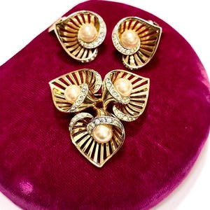 Vintage Boucher Floral Brooch & Earrings Set: Pearl Rhinestone Two-Tone Jewelry