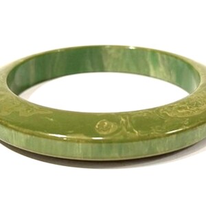 Vintage Bakelite Bangle Bracelet, Spinach Green And Yellow Stacking Bracelet, Art Deco Angled Design, Green Bakelite Jewelry image 6