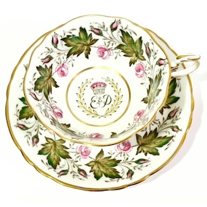 Paragon Queen Elizabeth Tea Cup, Commemorative 1951 Canada Visit Princess Elizabeth & Philip, Pink Roses Green Maple Leaves, Double Warrant