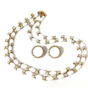 Crown Trifari Floral Necklace & Earrings Milk Glass Double Strand Bead Necklace Enamel Daisies Monterey Fleurettes Collection Gold Plated