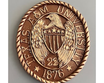 Fondant Texas A&M Seal Cake topper