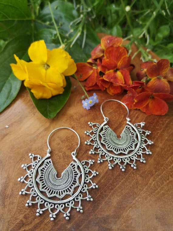 Pin on jhumkas / earrings