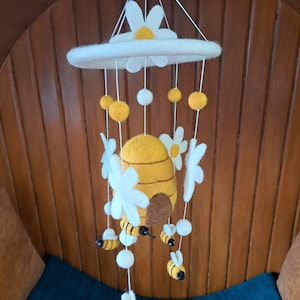 Handmade Felt + Wool Bumblebee Mobile, Felt Daisy Decoration Ornament, Nursery, Baby Shower, Honey Pot, Mobile, Decoration,