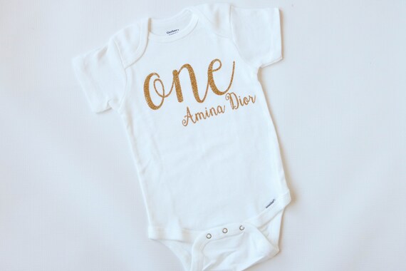 First Birthday Shirt - 1st Birthday - Personalized Bodysuit - One Shirt - Glitter Shirt - Gold Bodysuit - Smash Cake - Baby Girl - Glitter Il_570xn